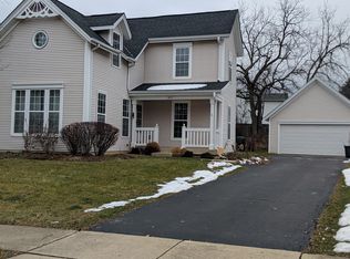 3237 Hampshire Ln, Waukegan, IL 60087