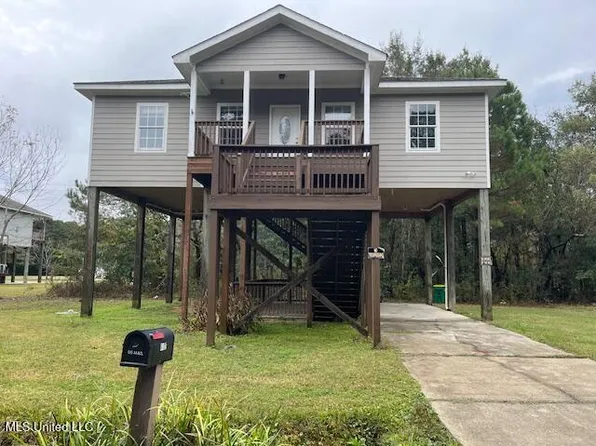 6102 Lepoma Ave, Biloxi, MS 39532