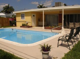 18 Andros Rd, Palm Springs, FL 33461