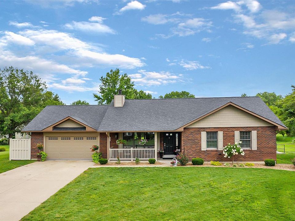 1st image of 312 Evergreen Ct