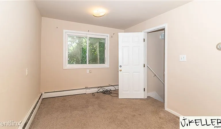 914 Woodlawn Ave — Photo 23