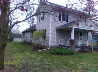405 N Adrian St, Lyons, OH