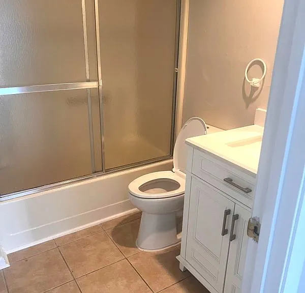 341 Selma St — Photo 5