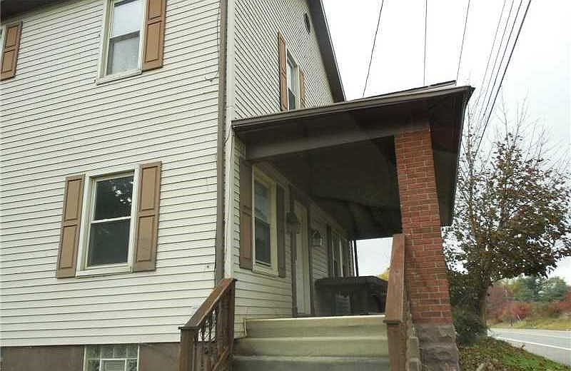 2nd image of 693 Vanderbilt Rd