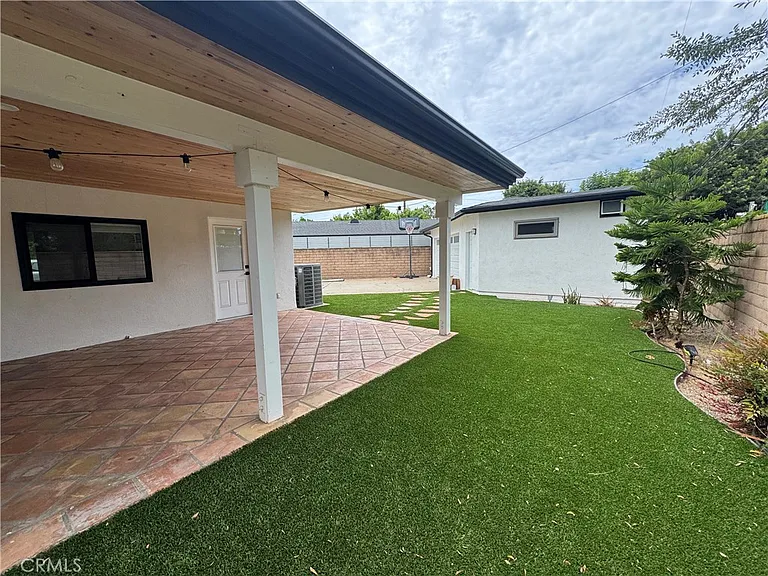 380 Mira Loma Pl — Photo 17