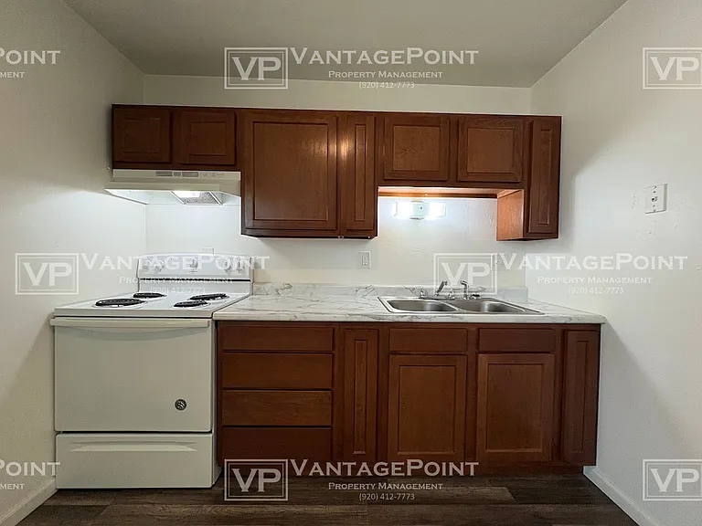 1234 S Erie St #6 — Photo 3