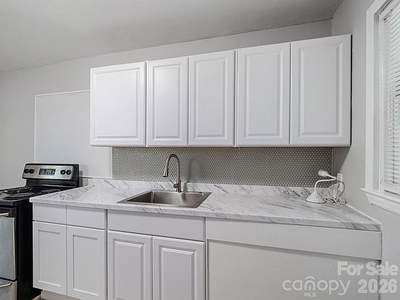 5th image of 1609 Taylor Ave