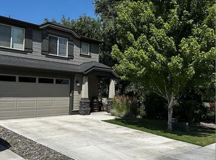 2943 SW Antler Ln, Redmond, OR 97756