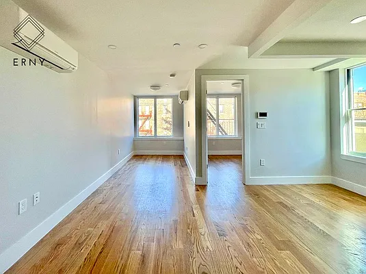 Rented by ERNY LLC | media 2