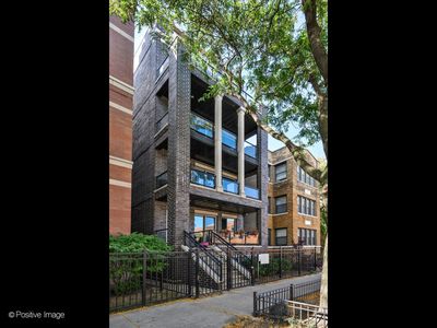 2922 N Sheffield Ave #3, Chicago, IL, 60657