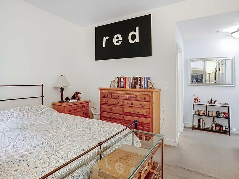 1323 Clifton St NW #13 — Photo 23