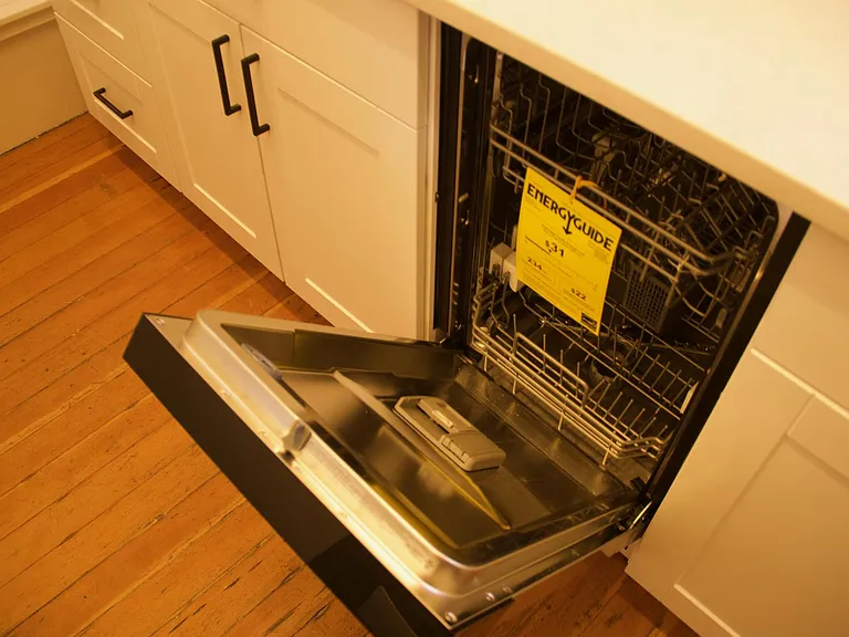 2815 I St #3 — Photo 11