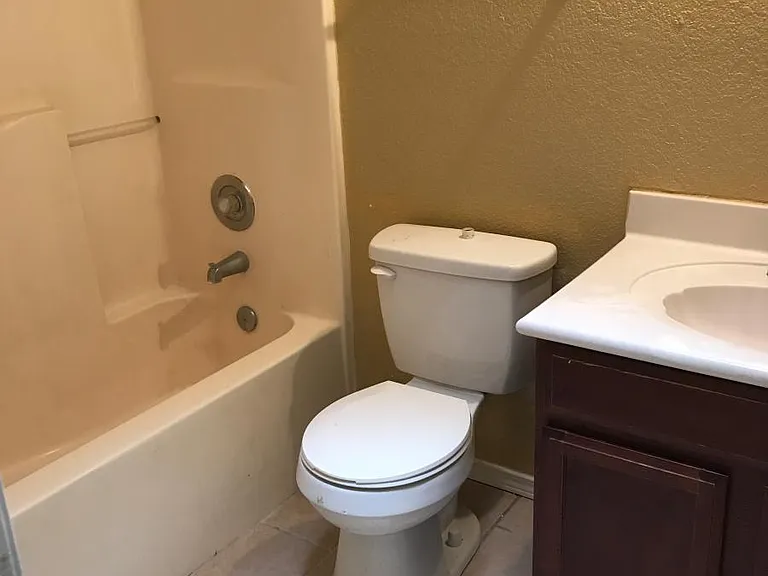 1805 Jean Louise St — Photo 12