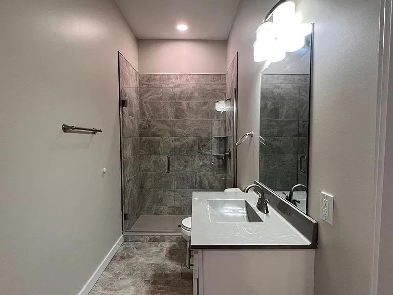 24 NW 6th St #100 — Photo 13