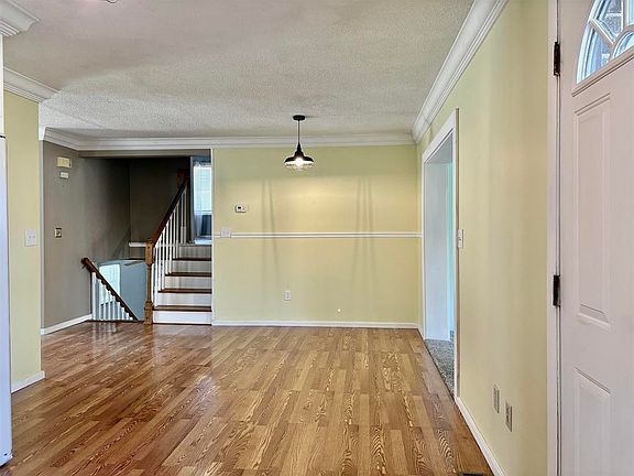 5th image of 2427 Georgia Ln