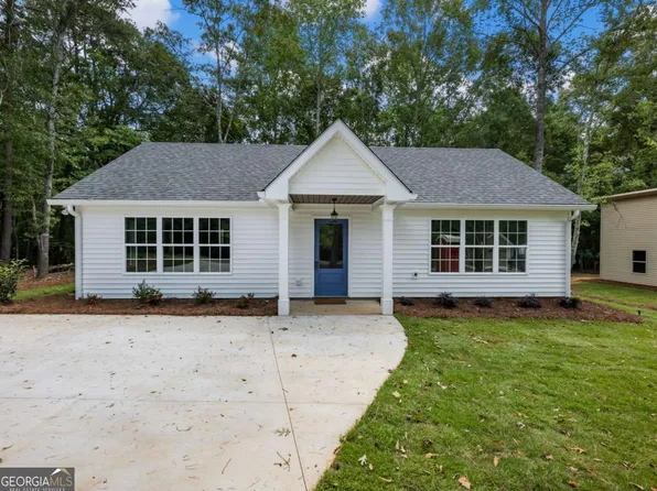 8079 Beachwood Dr, Murrayville, GA 30564