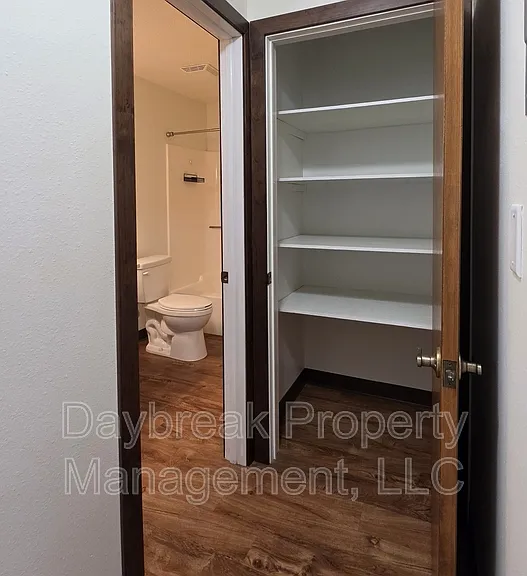 41 8th Ave N #15 — Photo 14