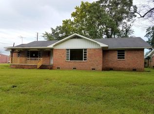 401 Yeend Ave, Chickasaw, AL 36611