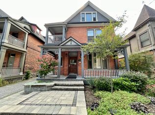 376 Lewis St #1, Ottawa, ON K2P 0S9