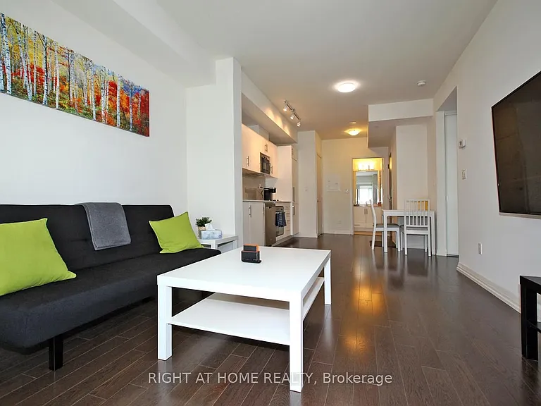 460 Adelaide St E #525 — Photo 5