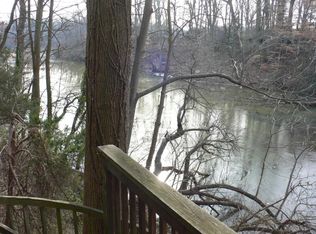 46 Ravine Dr, Matawan, NJ 07747