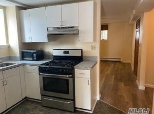 611 W Broadway APT 1, Long Beach, NY 11561