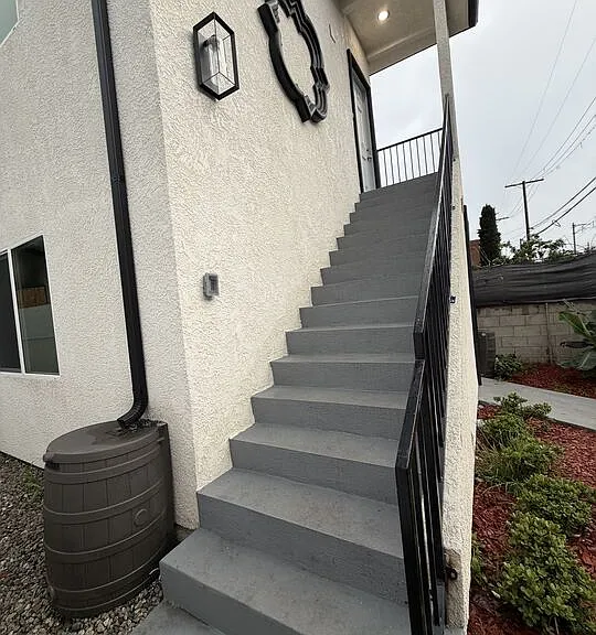 8624 Graham Ave #A — Photo 4