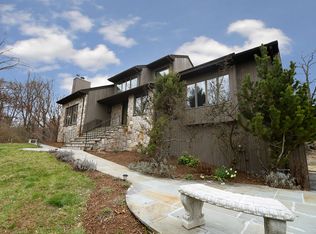 13 Amalfi Dr, Cortlandt Manor, NY 10567