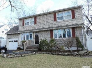 2226 Elderberry Dr, Westbury, NY 11590
