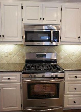 5th image of 9019 W 149th St