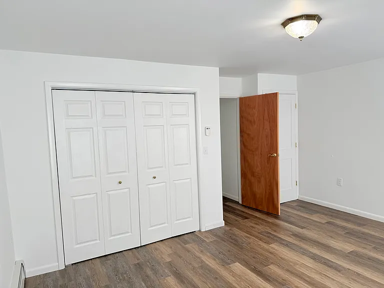 376 Miller St #376 — Photo 6