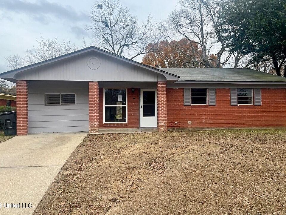 1st image of 706 Maurice Ave