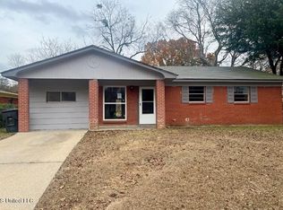 706 Maurice Ave, Vicksburg, MS 39183