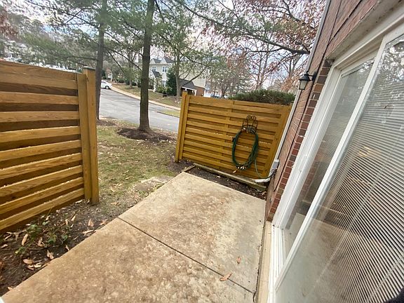 4th image of 599 Belmawr Pl