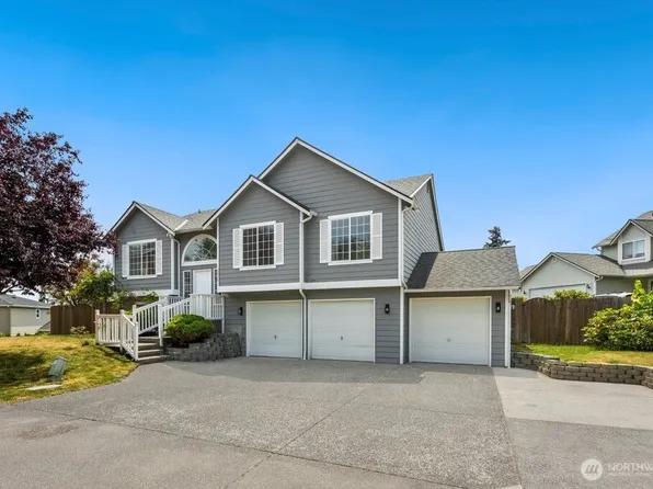 18826 38th Avenue W, Lynnwood, WA 98037