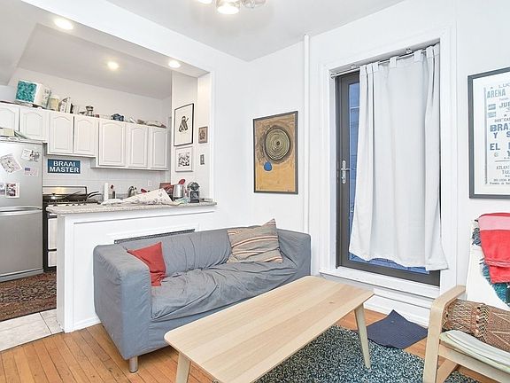 3rd image of 14 Maujer St #4A