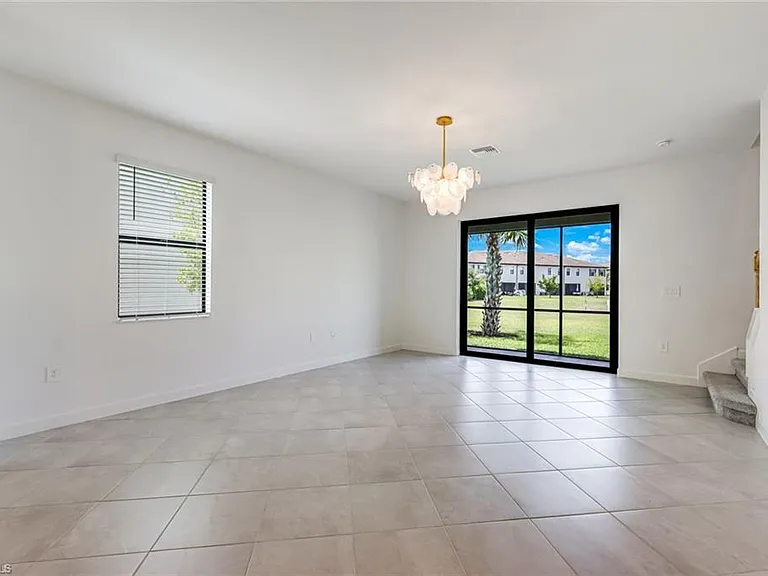 14159 Gardeners Way — Photo 3