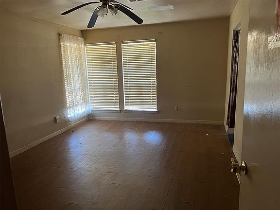 2nd image of 9715 Shady Drive