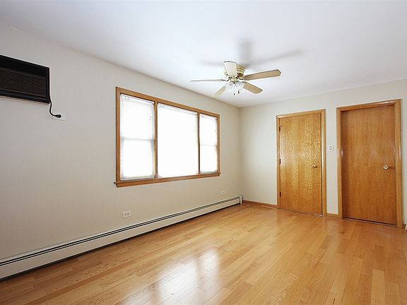2nd image of 6034 S Kildare Ave