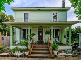 312 SE Clay St, Dallas, OR
