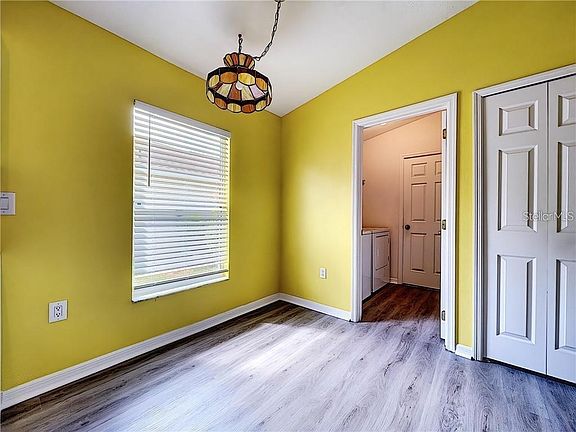 5th image of 815 Garberia Dr