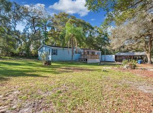 4718 Lakewood Dr, Seffner, FL 33584