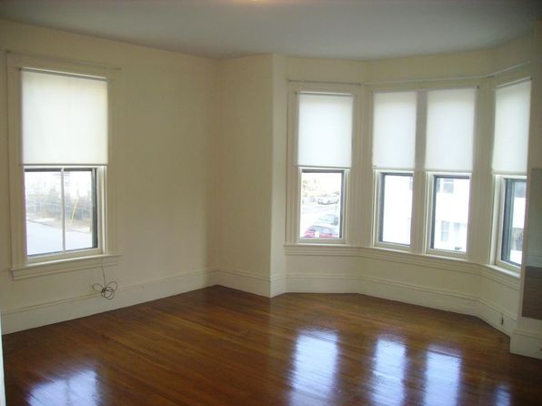 22 Cartier Street, Manchester, NH 03102