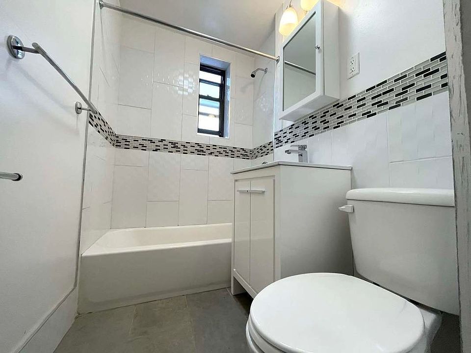 2nd image of 2501 Nostrand Ave APT 5V