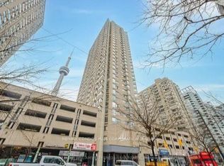 260 Queens Quay W #1402, Toronto, ON M5J2N3