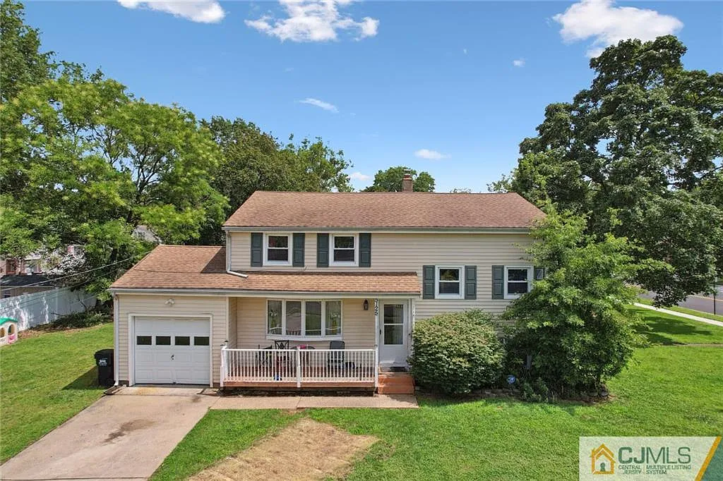 5125 Wade St photo 1