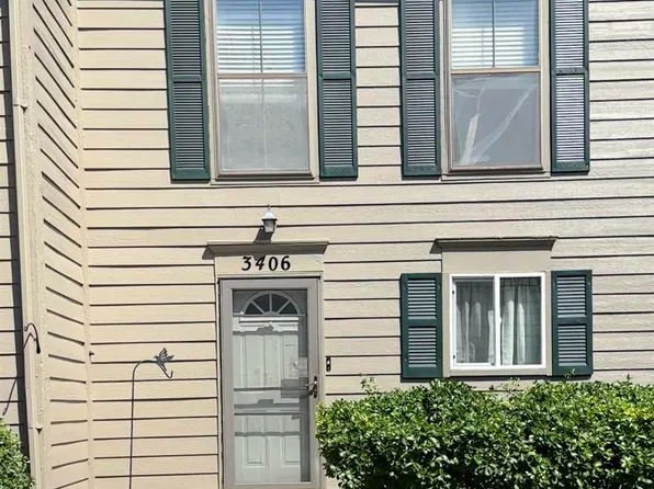 3406 SW Arrowhead Rd, Topeka, KS 66614