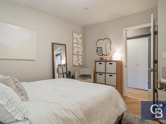 5th image of 1629 N Clybourn Ave #1