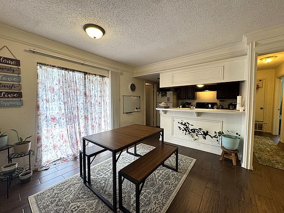 5th image of 2900 Lovell Dr #A