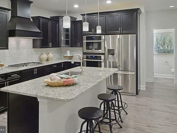5th image of 24654 Bramble Dr